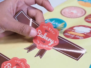 Cara Membuat Stiker Manual dengan Kertas dan Kutter